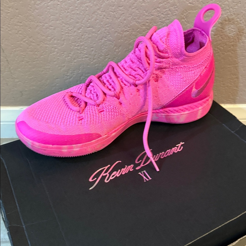 Nike Kevin Durant Bright Pink Athletic Sneakers - Picture 3 of 6